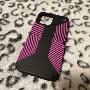 Speck iPhone 12/12 Pro Case